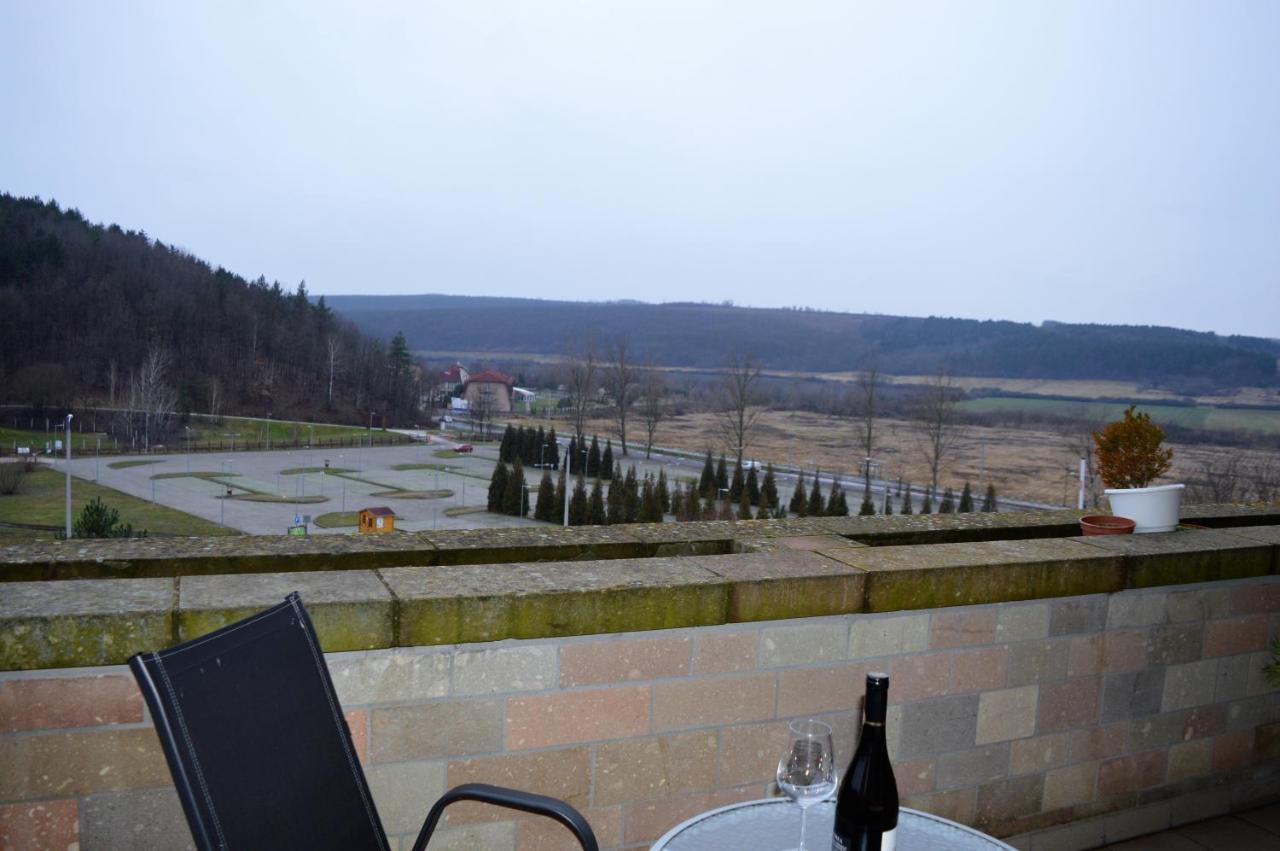 Chill Hill Apartment Egerszalok Bagian luar foto