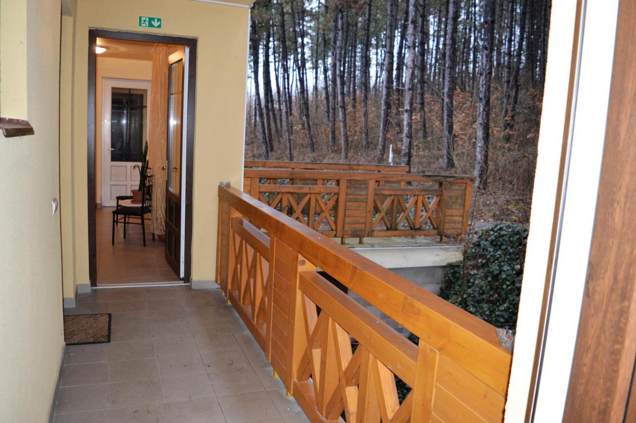 Chill Hill Apartment Egerszalok Bagian luar foto