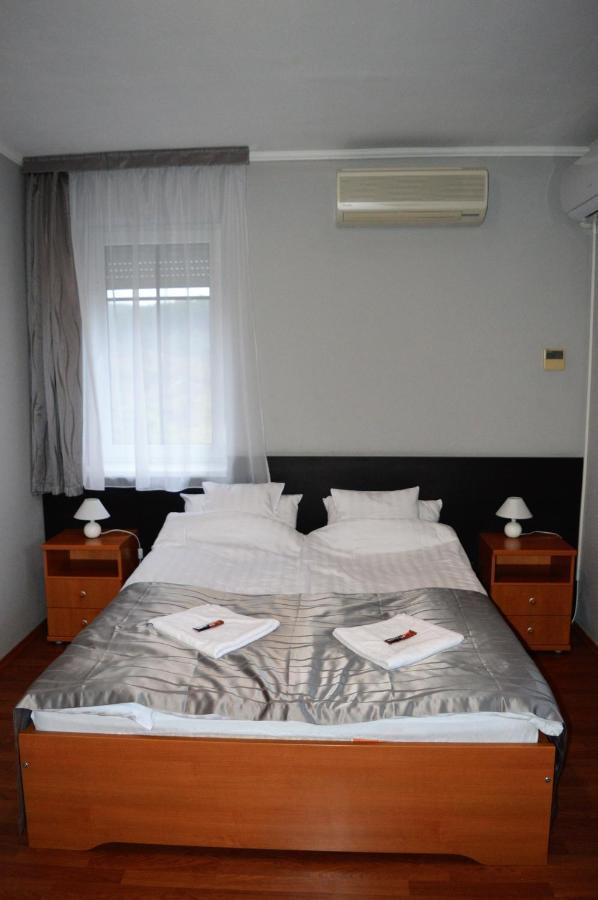 Chill Hill Apartment Egerszalok Bagian luar foto
